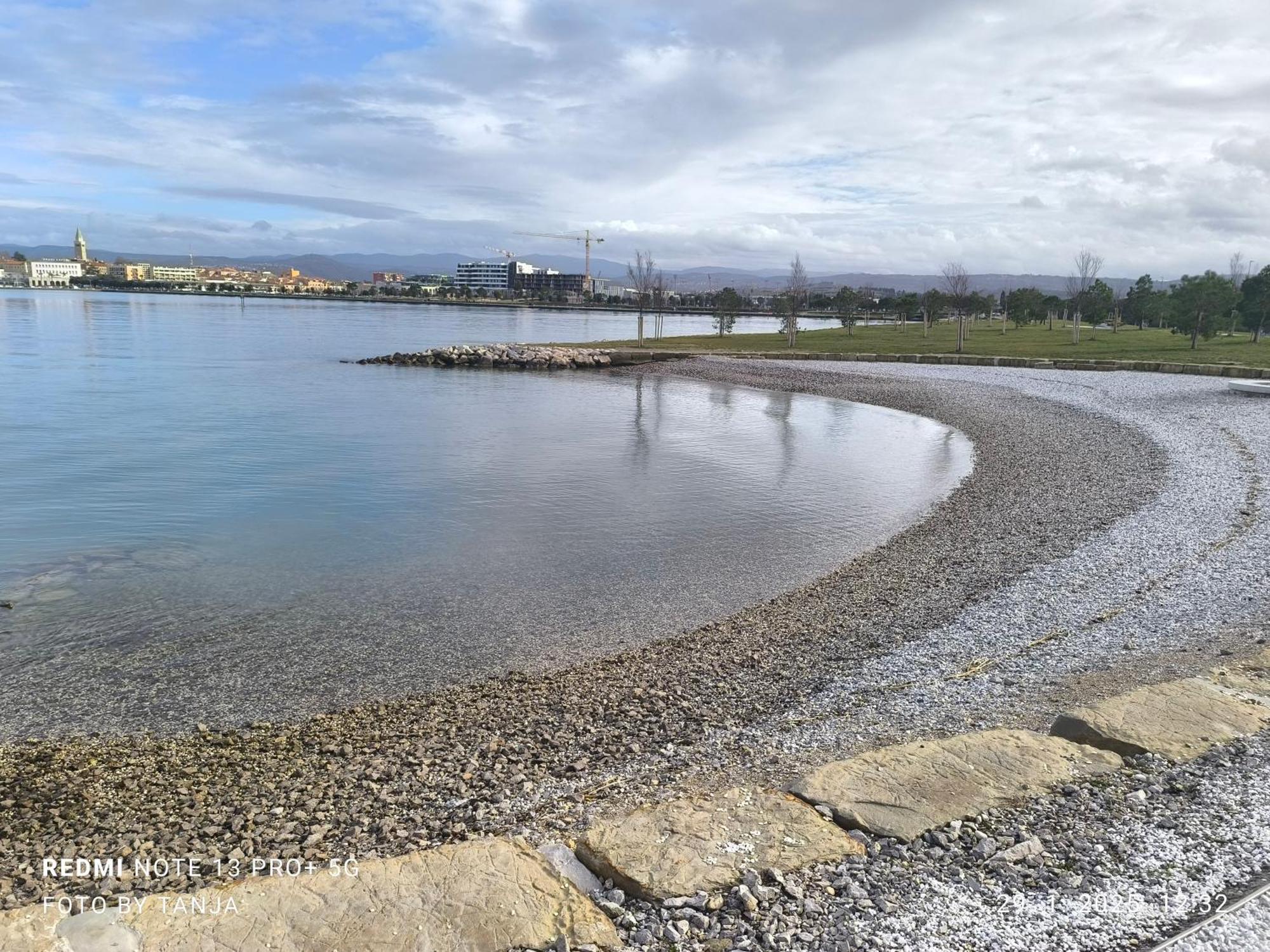 Apartma Rea Izola, Pergola & Terassa, Parking Esterno foto