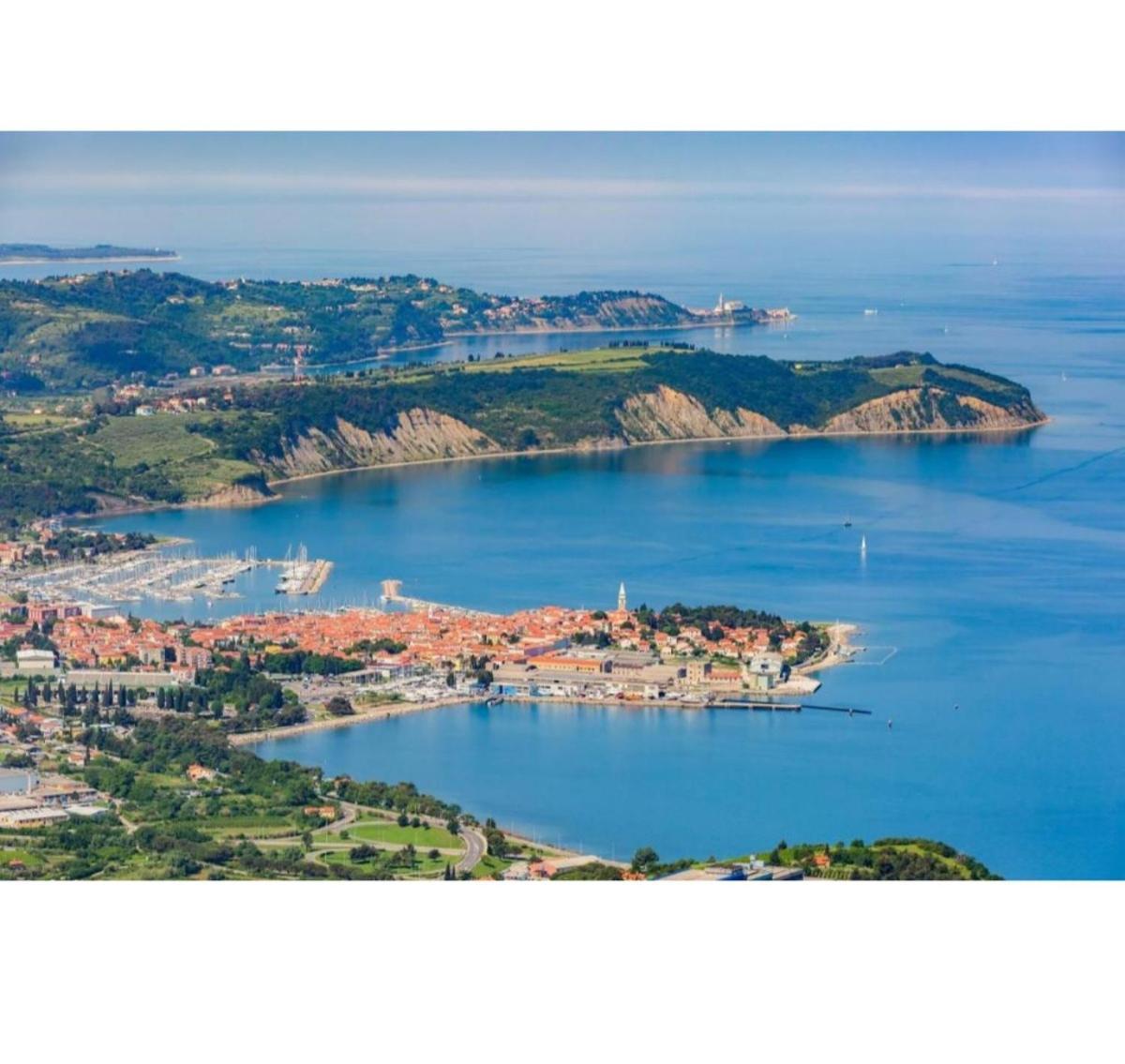 Apartma Rea Izola, Pergola & Terassa, Parking Esterno foto